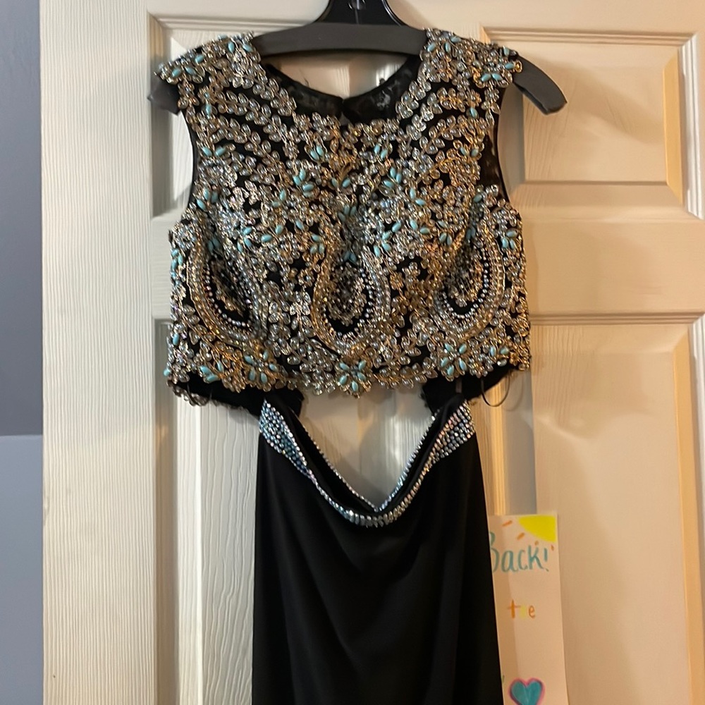 size 2 Camille la vie prom dress!! worn once